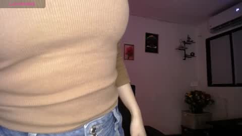 Snapshot of ms_lissa chatting on 15, 9, 2025 MISS LISSA online show from 15, 9, 2025