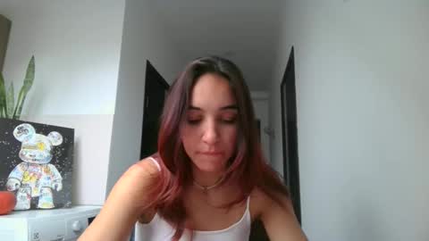 Snapshot of ms_sophiee chatting on 28, 9, 2025 ms_sophiee online show from 28, 9, 2025