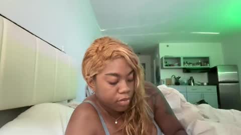 Snapshot of mskitty000 chatting on 21, 6, 2026 mskitty000 online show from 21, 6, 2026