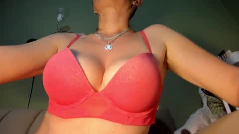 MsPurrfectLove online show from 13, 9, 2025