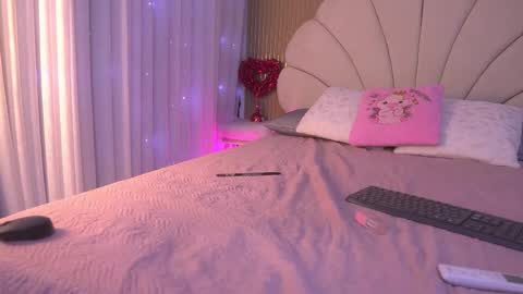 Manuela  online show from 21, 2, 2026