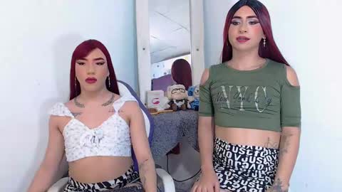 Snapshot of msspenelopedick chatting on 17, 12, 2024 Aaron And Alex online show from 17, 12, 2024