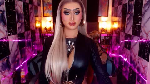 Snapshot of mstransuniverse29 chatting on 4, 12, 2025 Sugar Baby Gabriella online show from 4, 12, 2025