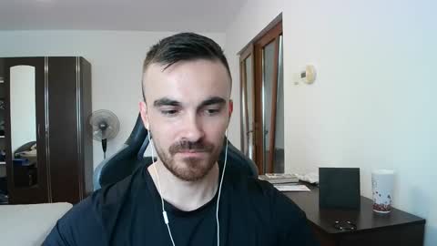 Victor online show from 4, 12, 2025