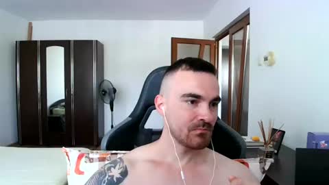 Snapshot of mu5clemania chatting on 18, 7, 2026 Victor online show from 18, 7, 2026