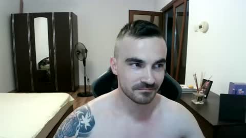 Snapshot of mu5clemania chatting on 19, 7, 2026 Victor online show from 19, 7, 2026