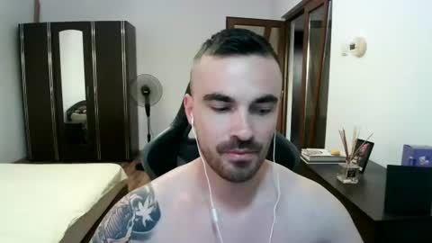 Snapshot of mu5clemania chatting on 20, 7, 2026 Victor online show from 20, 7, 2026