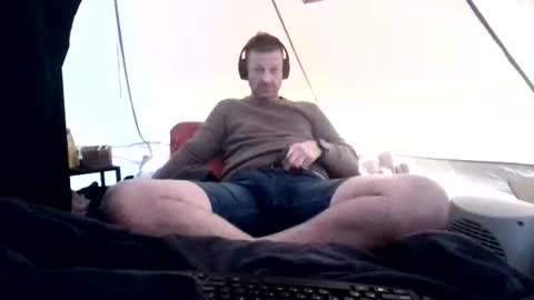 Snapshot of mudjimba chatting on 12, 9, 2025 mudjimba online show from 12, 9, 2025