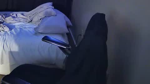 Muffdiver online show from 28, 1, 2025