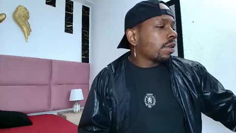 Muller Asher online show from 19, 9, 2025