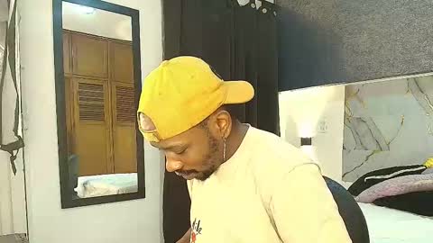 Muller Asher online show from 6, 11, 2025