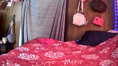 Snapshot of mumnxdor chatting on 3, 4, 2026 mumnxdor online show from 3, 4, 2026