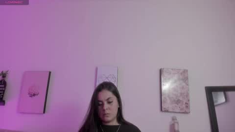 Snapshot of muriell_69 chatting on 11, 11, 2025 muriell_69 online show from 11, 11, 2025