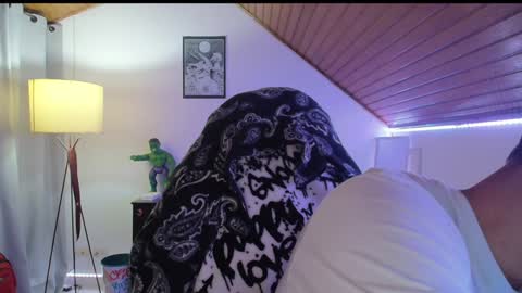 David Big online show from 1, 2, 2025