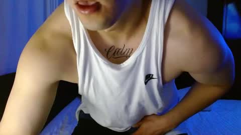 Snapshot of muscle_cock32 chatting on 5, 7, 2026 David Big online show from 5, 7, 2026