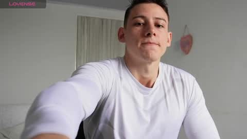 muscle_king_cum online show from 21, 4, 2026