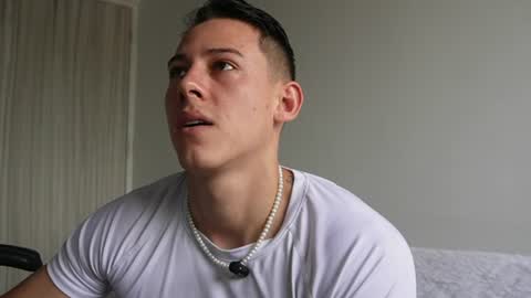 muscle_king_cum online show from 9, 6, 2026