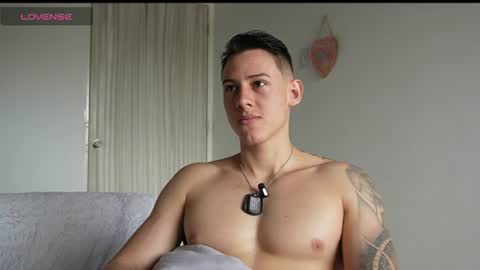 Snapshot of muscle_king_cum chatting on 17, 6, 2026 muscle_king_cum online show from 17, 6, 2026