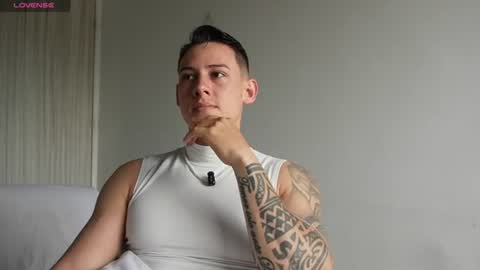 Snapshot of muscle_king_cum chatting on 19, 6, 2026 muscle_king_cum online show from 19, 6, 2026