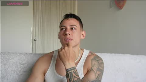Snapshot of muscle_king_cum chatting on 11, 7, 2026 muscle_king_cum online show from 11, 7, 2026