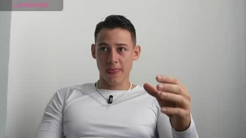 Snapshot of muscle_king_cum chatting on 15, 7, 2026 muscle_king_cum online show from 15, 7, 2026