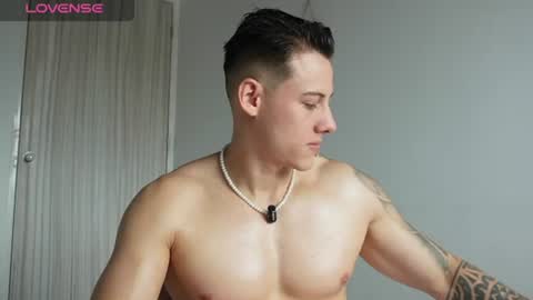 Snapshot of muscle_king_cum chatting on 18, 7, 2026 muscle_king_cum online show from 18, 7, 2026