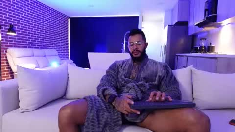 Nick online show from 7, 11, 2025