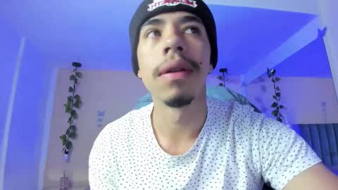 muscle scott online show from 12, 1, 2026