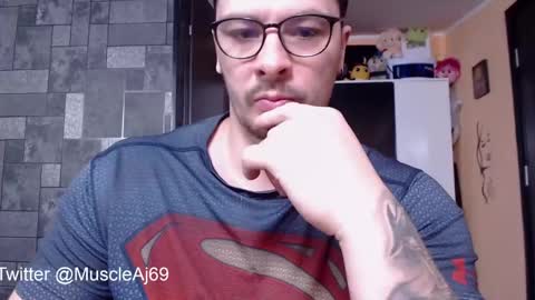 AJ online show from 8, 2, 2025