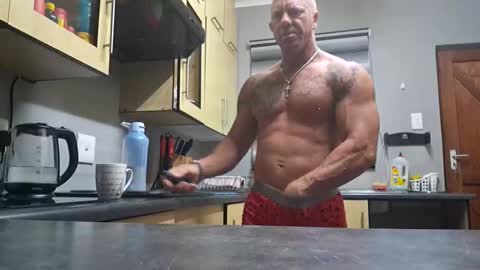 muscledaddy69s online show from 12, 2, 2026