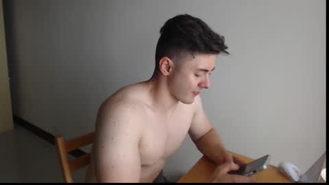 Snapshot of muscledoctor24 chatting on 13, 9, 2025 Everet online show from 13, 9, 2025