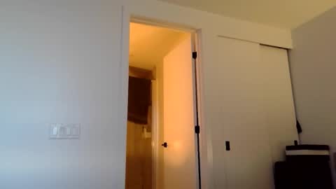 muscleedgernips online show from 20, 9, 2025