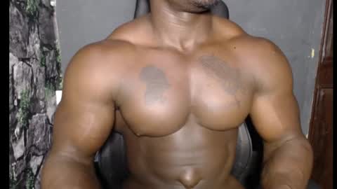 Snapshot of musclegodsammy23 chatting on 2, 2, 2025 musclegod23 online show from 2, 2, 2025