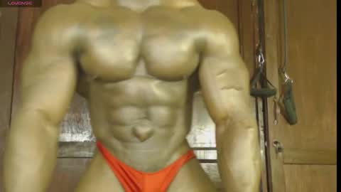 musclegod23 online show from 2, 11, 2025