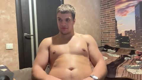 Snapshot of musclephantom chatting on 11, 9, 2025 Egor online show from 11, 9, 2025