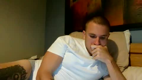 muscleshow00 online show from 18, 12, 2025