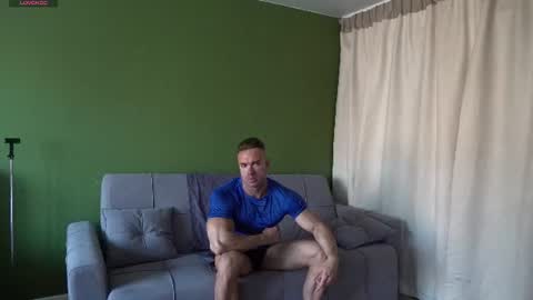 Snapshot of muscularfriend chatting on 21, 6, 2026 Ivan online show from 21, 6, 2026