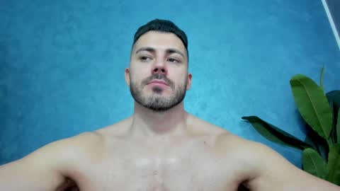 muscularmaster onlyfans online show from 17, 1, 2025