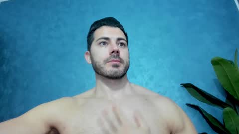 muscularmaster onlyfans online show from 4, 3, 2025