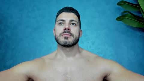 muscularmaster onlyfans online show from 15, 10, 2025