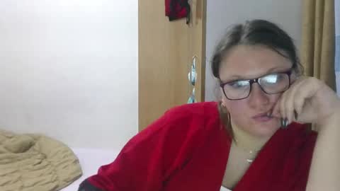 Snapshot of musechic_wild chatting on 8, 5, 2026 musechic_wild online show from 8, 5, 2026