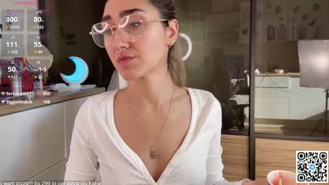 Snapshot of museleks chatting on 17, 2, 2025 Aleksa online show from 17, 2, 2025