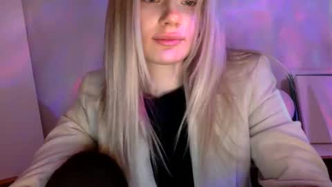 Snapshot of musescorner chatting on 8, 5, 2026 musescorner online show from 8, 5, 2026