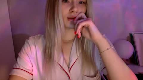 Snapshot of musescorner chatting on 9, 5, 2026 musescorner online show from 9, 5, 2026