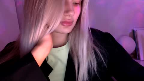 Snapshot of musescorner chatting on 21, 5, 2026 musescorner online show from 21, 5, 2026