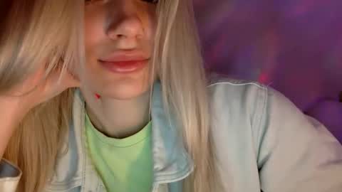 Snapshot of musescorner chatting on 28, 5, 2026 musescorner online show from 28, 5, 2026