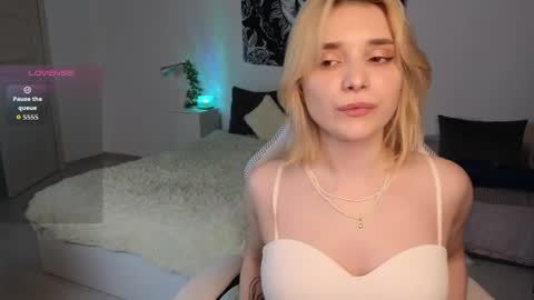 Snapshot of musya_kiss chatting on 9, 6, 2026 Molly online show from 9, 6, 2026