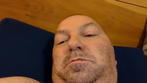 mutualmasturbatorman online show from 2, 5, 2026