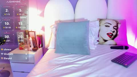 my_aleja_ online show from 6, 11, 2025