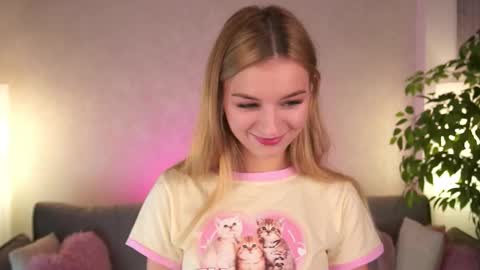 Polly online show from 14, 10, 2025